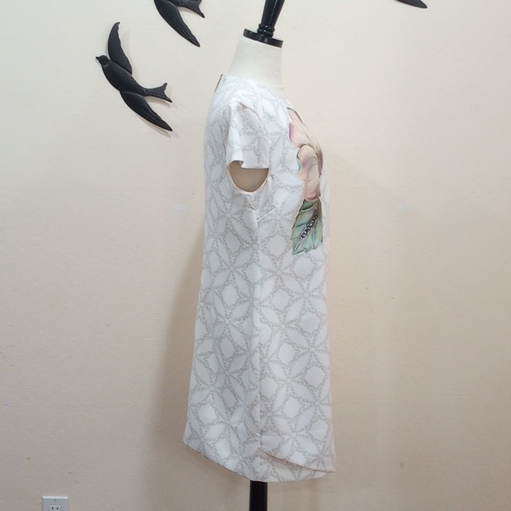 Ted Baker London Alila Cap Sleeve Sheath Dress Floral Pearl White Size 3 / 6 - 8 - Picture 9 of 14
